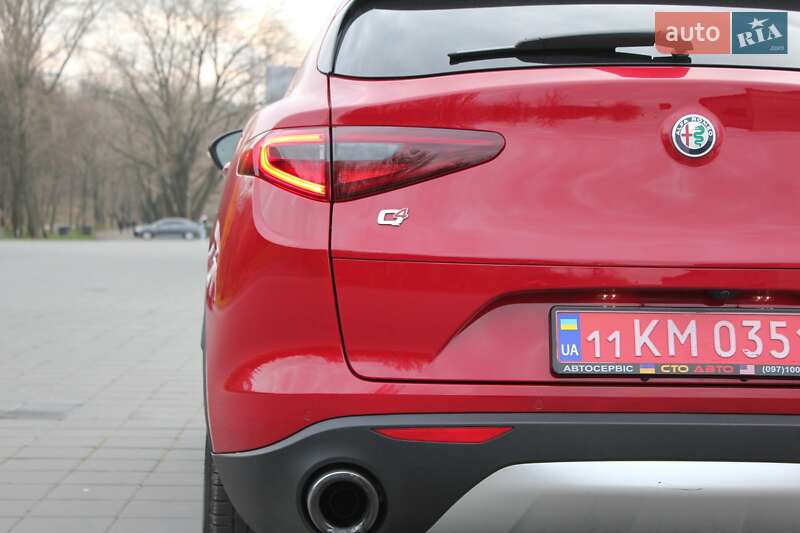 Позашляховик / Кросовер Alfa Romeo Stelvio 2018 в Світловодську