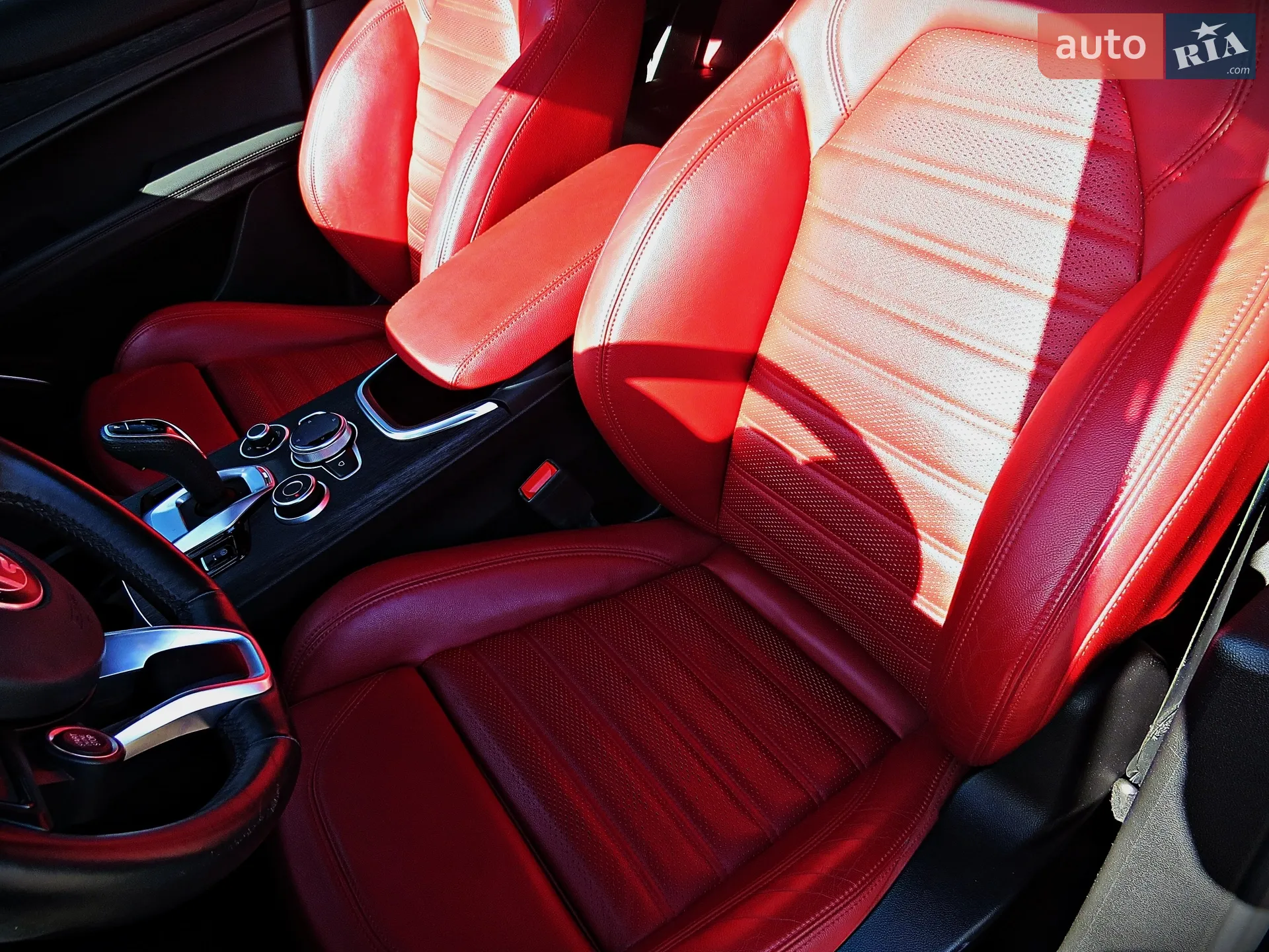 2021 Alfa Romeo Stelvio - мініатюра 11