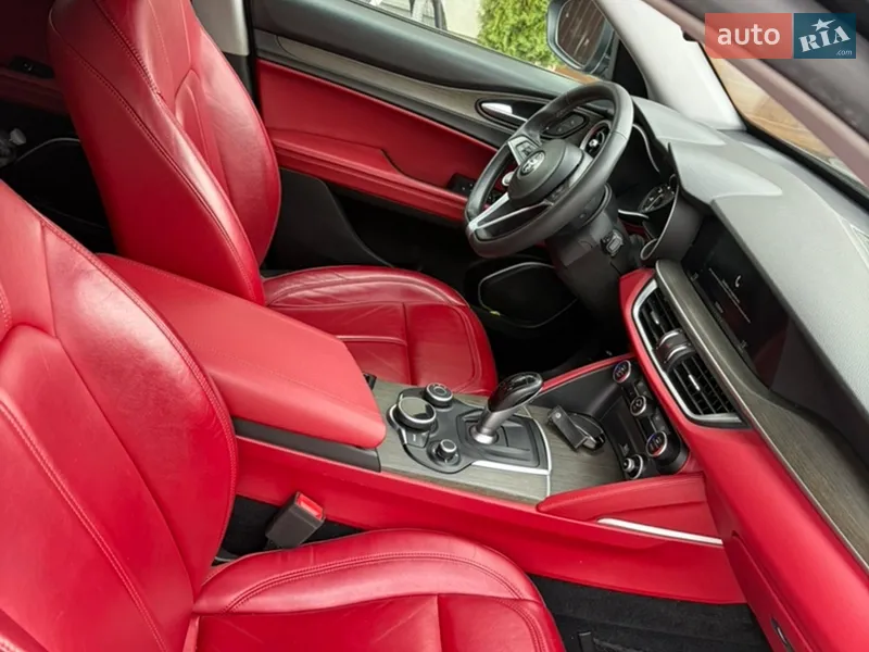 Alfa Romeo Stelvio 2019 VIN ZASPAKBN3K7C51418 фото оголошення 17 з 60