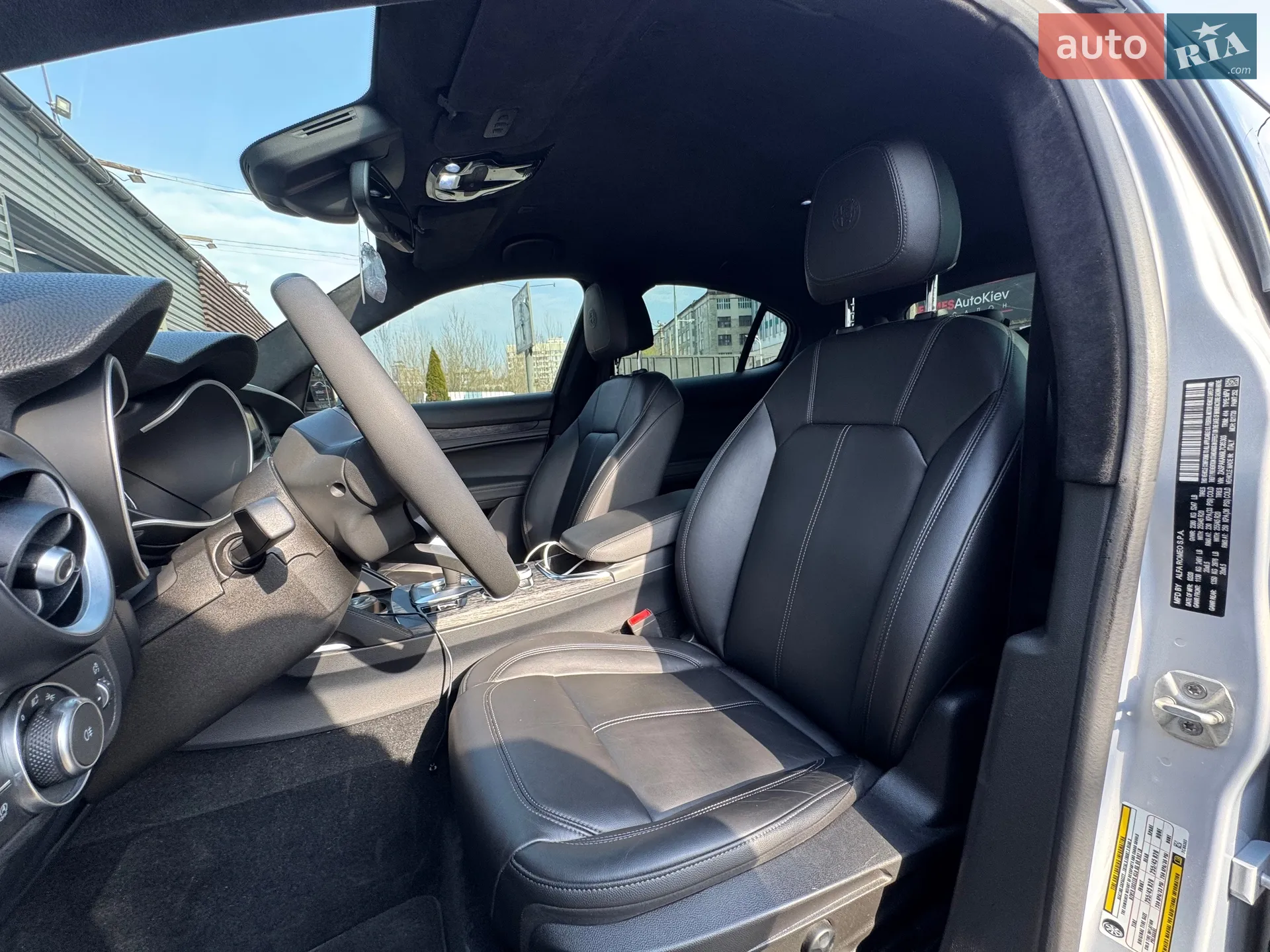 2020 Alfa Romeo Stelvio - мініатюра 27