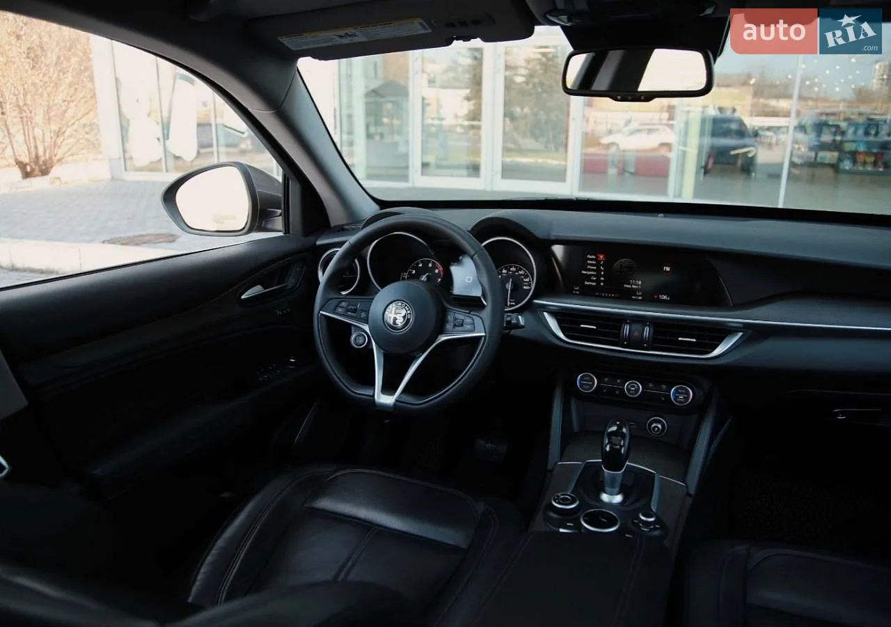 2019 Alfa Romeo Stelvio - мініатюра 4