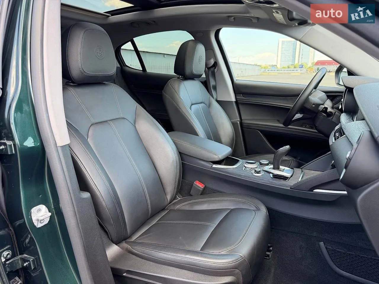 2020 Alfa Romeo Stelvio - мініатюра 34