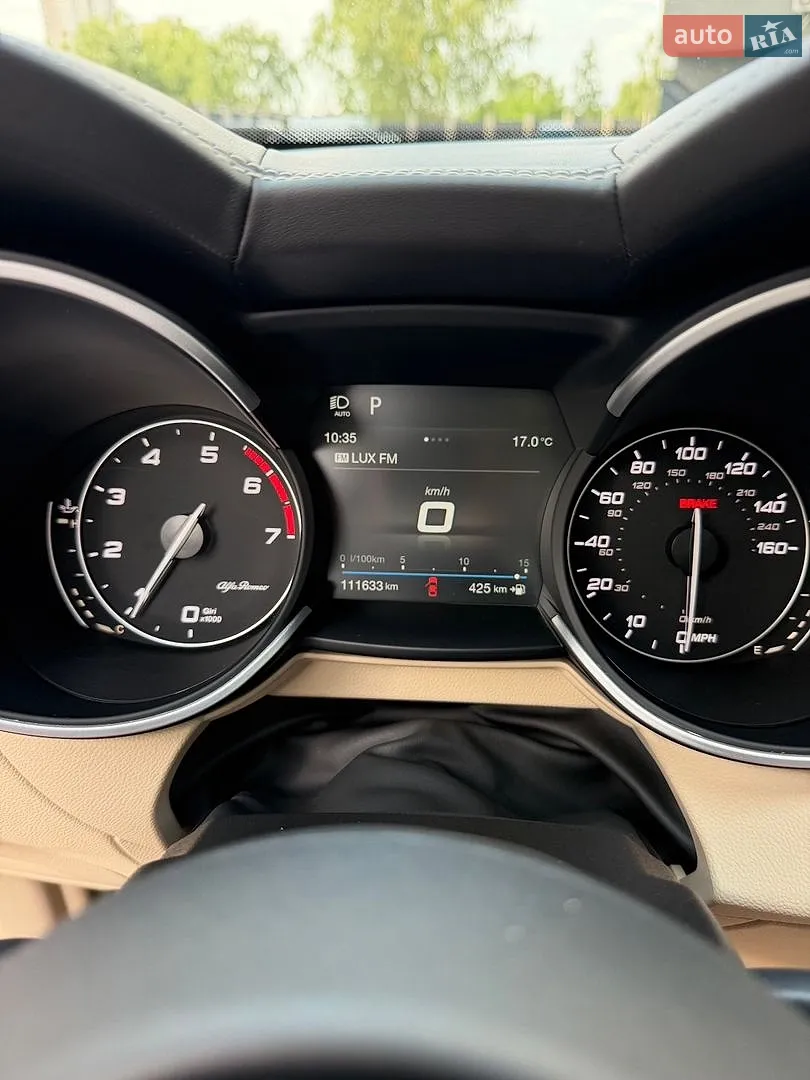 2019 Alfa Romeo Stelvio - мініатюра 21