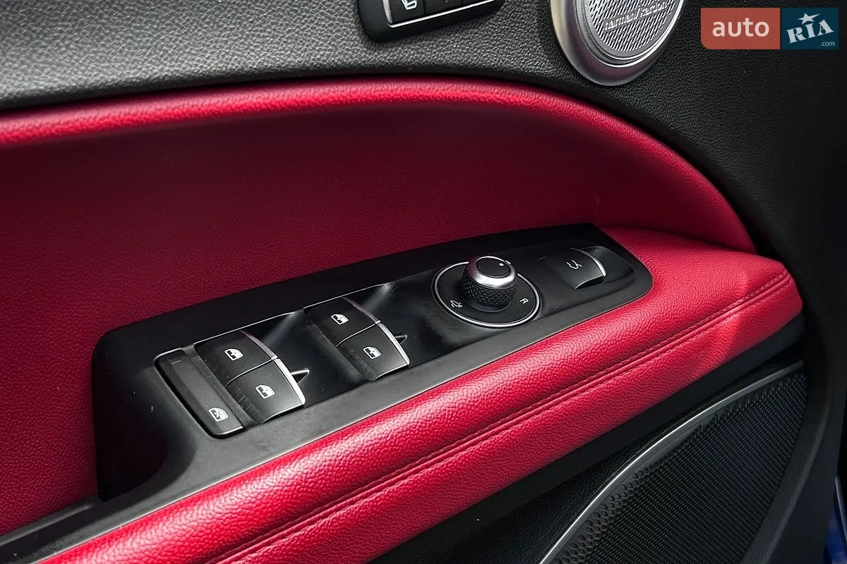 2018 Alfa Romeo Stelvio - мініатюра 20