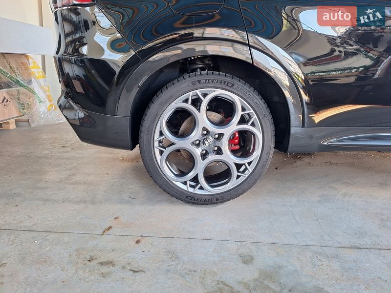 Внедорожник / Кроссовер Alfa Romeo Tonale 2023 в Полтаве