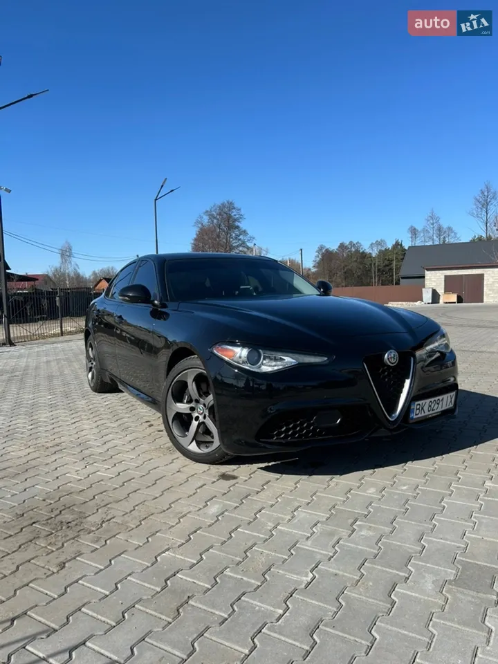 2017 Alfa Romeo Giulia - мініатюра 28