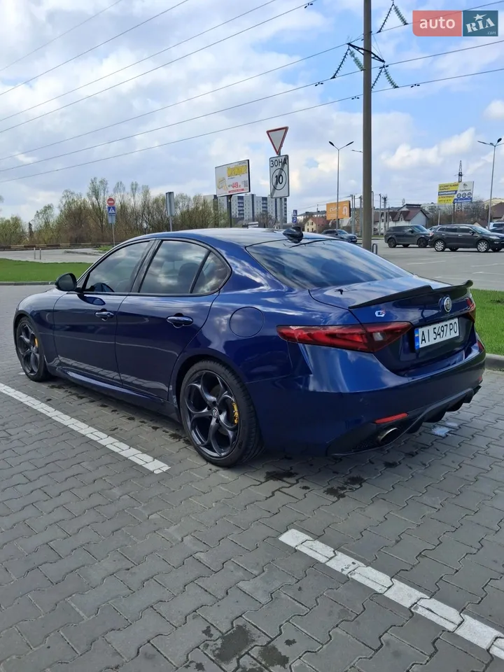 2017 Alfa Romeo Giulia - мініатюра 24