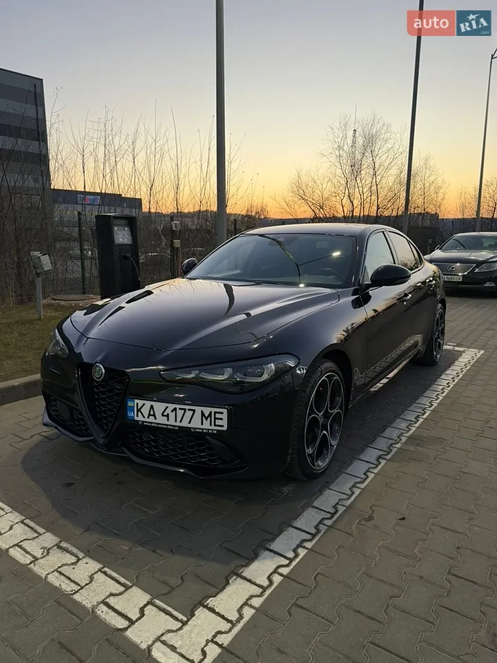2023 Alfa Romeo Giulia - мініатюра 19