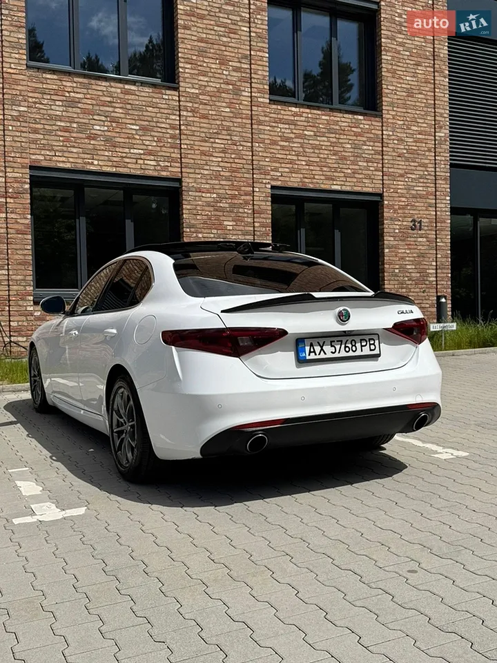 2018 Alfa Romeo Giulia - мініатюра 39