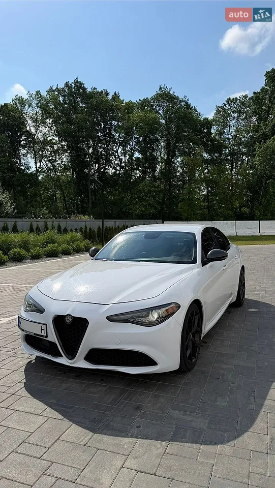 2019 Alfa Romeo Giulia - мініатюра 20