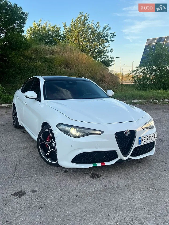 2018 Alfa Romeo Giulia - мініатюра 41