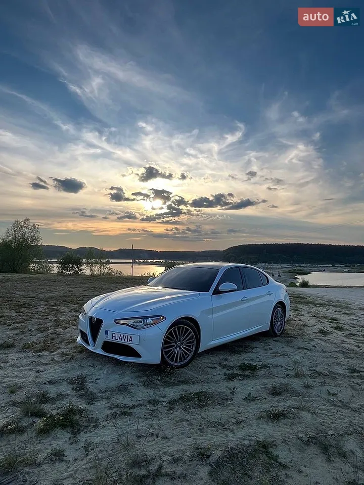 2018 Alfa Romeo Giulia - мініатюра 22