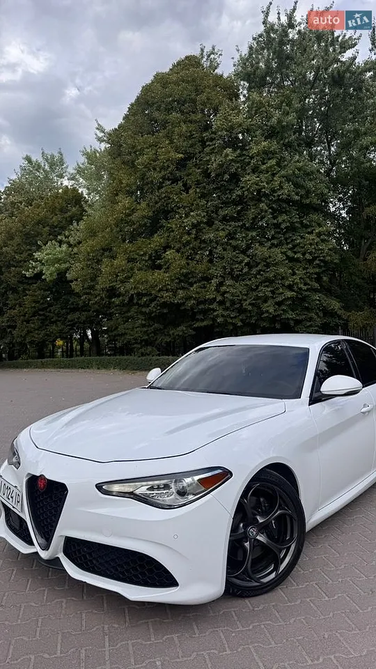 2018 Alfa Romeo Giulia - мініатюра 15