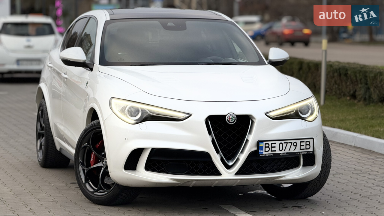 2018 Alfa Romeo Stelvio - мініатюра 35