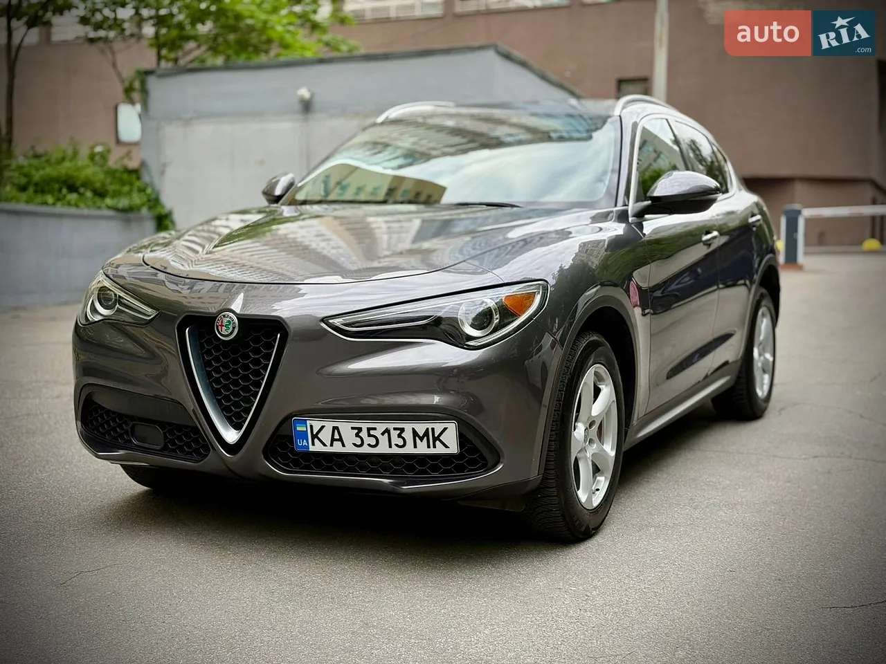 2017 Alfa Romeo Stelvio - мініатюра 35