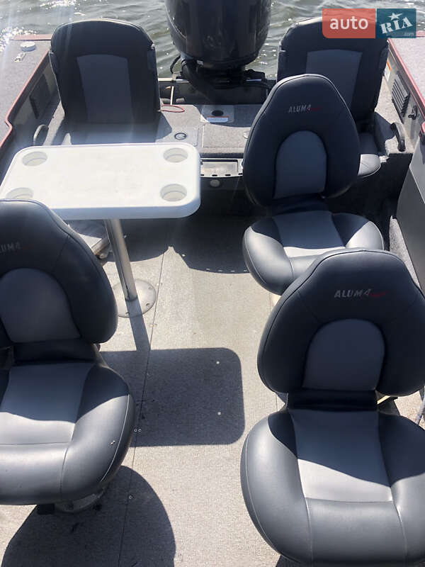 Катер Alumacraft Trophy 2017 в Полтаве