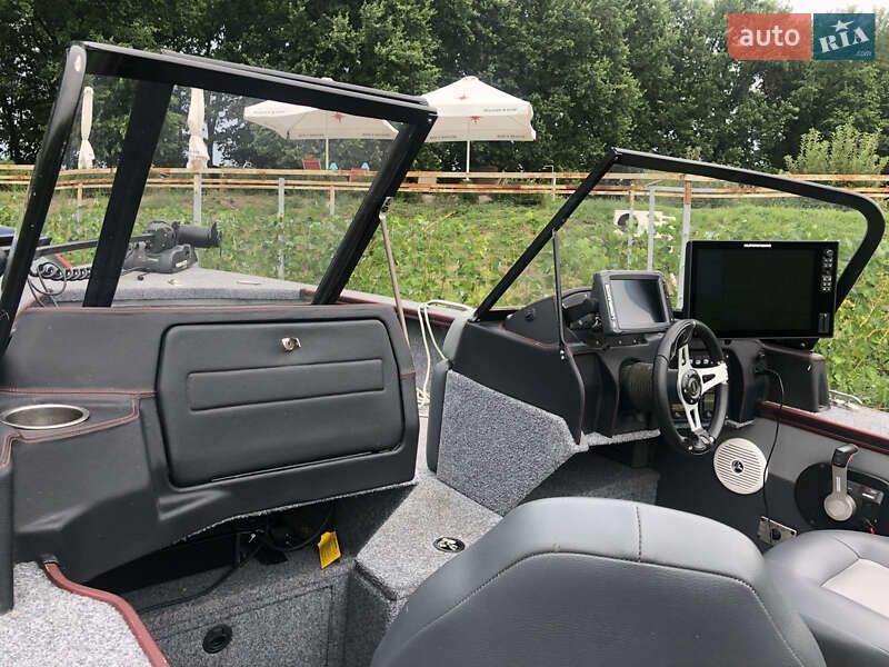 Катер Alumacraft Trophy 2017 в Полтаве