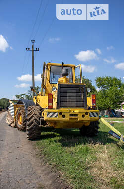 Фронтальный погрузчик Амкодор 320 2011 в 