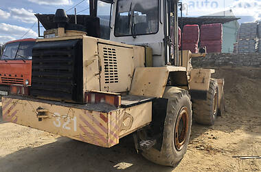 Фронтальный погрузчик Амкодор 352 2006 в 