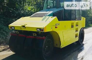 Дорожній каток Ammann AP 2008 в Львові