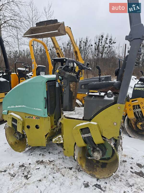 Дорожній каток Ammann ARX 2015 в Львові
