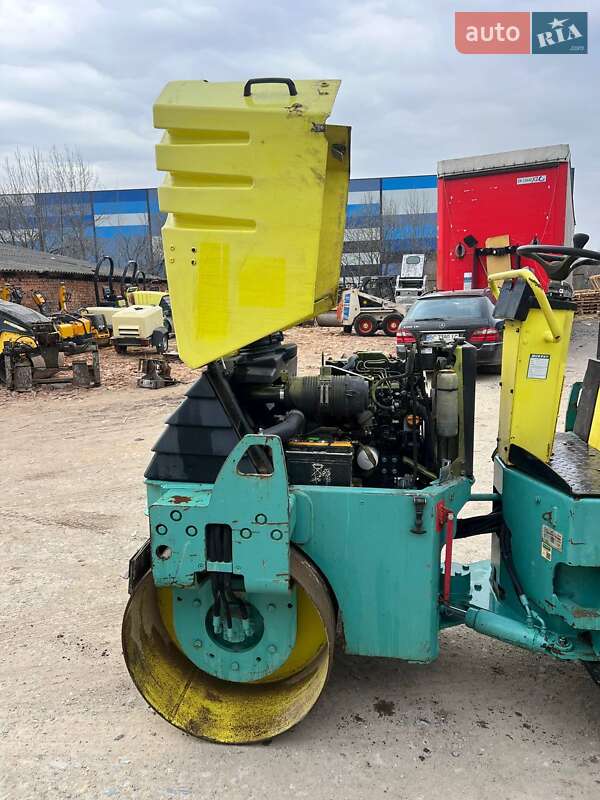 Дорожный каток Ammann AV 2010 в Львове