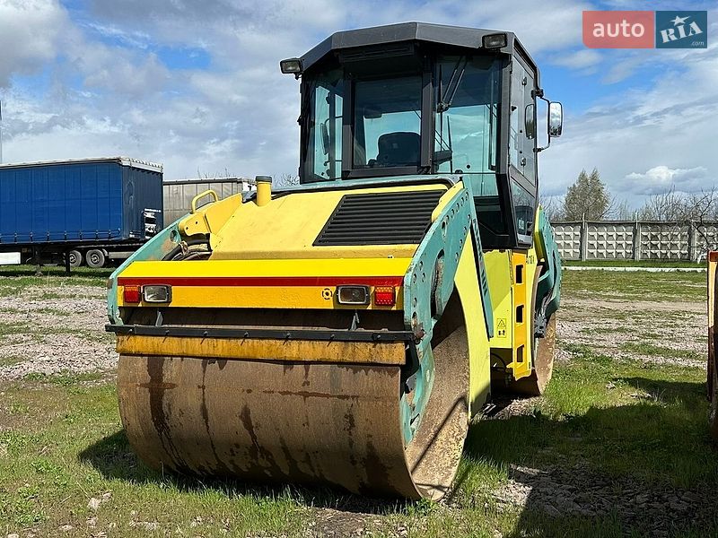 Дорожный каток Ammann AV 2006 в Киеве