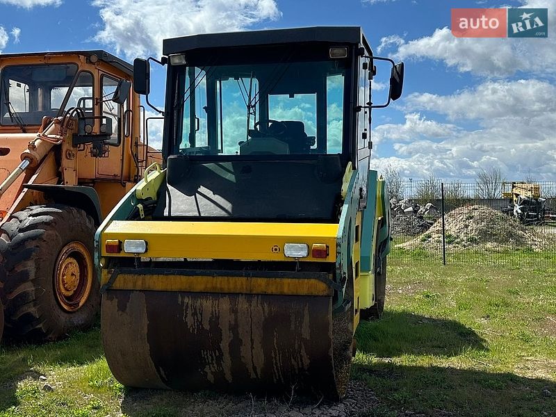 Дорожный каток Ammann AV 2006 в Киеве