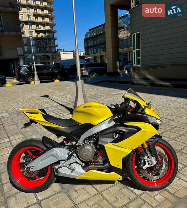 Спортбайк Aprilia RS 660 2024 в 