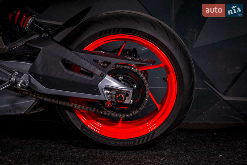 Спортбайк Aprilia RS 660 2024 в Києві фото 12 Спортбайк Aprilia RS 660 2024 в Києві