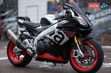 Спортбайк Aprilia RSV4 2019 в Киеве