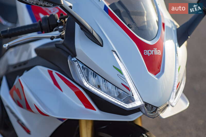 Спортбайк Aprilia RSV4 2023 в Днепре фото 13 Спортбайк Aprilia RSV4 2023 в Днепре