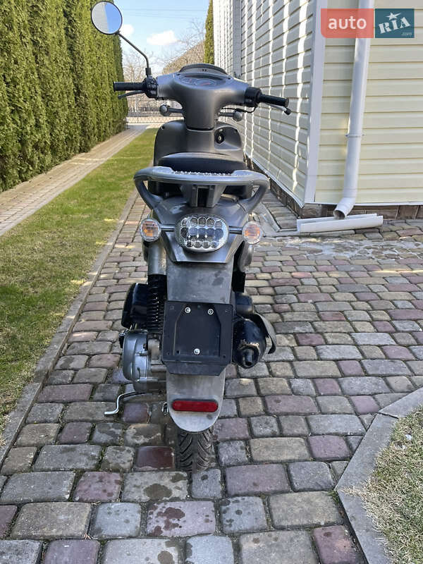 Скутер Aprilia Scarabeo 2010 в Тернополе