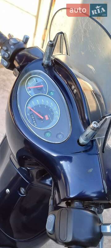 Мопеди Aprilia Scarabeo 2007 в Вільнянську