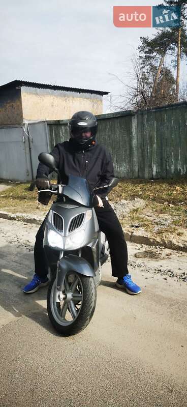 Скутер Aprilia Sportcity 2006 в Ирпене