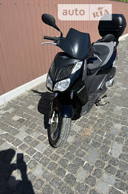 Максі-скутер Aprilia Sportcity 2006 в Охтирці