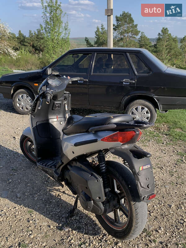 Скутер Aprilia Sportcity 2005 в Теребовлі