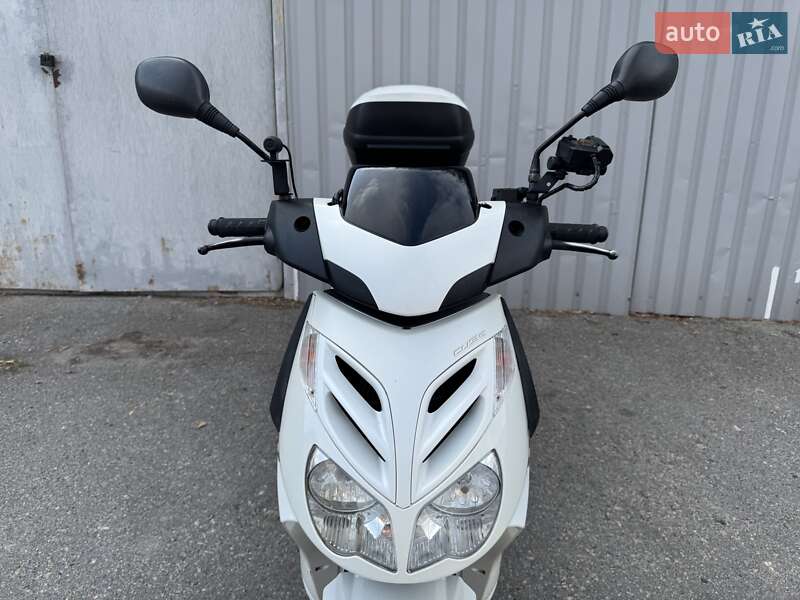 Макси-скутер Aprilia Sportcity 2013 в Днепре