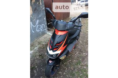 Скутер Aprilia SR 2002 в Киеве