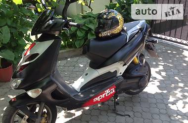 Скутер Aprilia SR 2004 в Мукачево