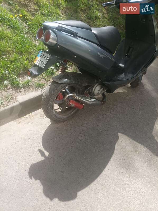 Скутер Aprilia SR 1998 в Ровно