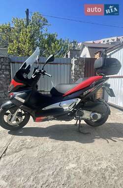 Скутер Aprilia SR 2012 в 