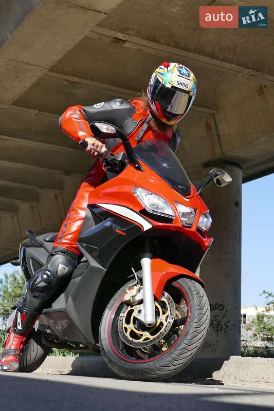 Макси-скутер Aprilia SRV 2012 в Киеве фото 7 Макси-скутер Aprilia SRV 2012 в Киеве