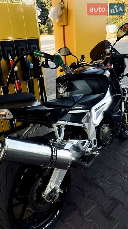 Мотоцикл Спорт-туризм Aprilia Tuono 1000 R 2011 в Луцьку