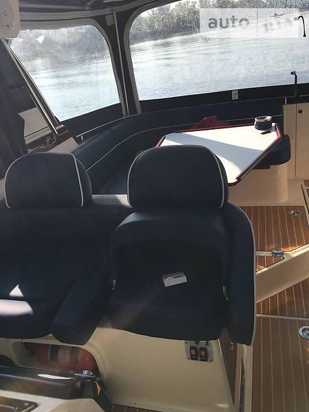 Моторна яхта Aquador 28 2013 в Києві фото 5 Моторна яхта Aquador 28 2013 в Києві