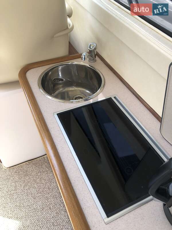 Моторная яхта Aquador 32 2012 в Киеве