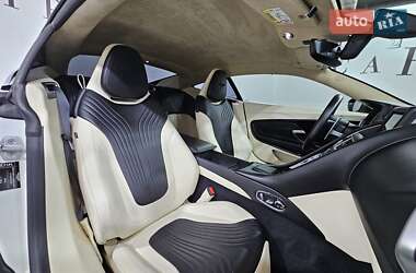 Купе Aston Martin DB11 2018 в 