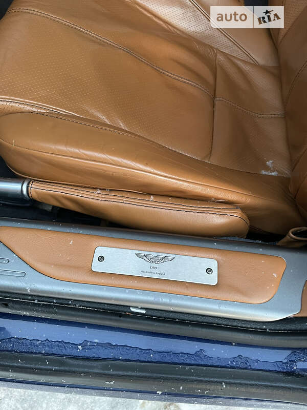 Кабриолет Aston Martin DB9 2007 в Киеве