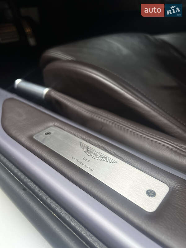 Кабриолет Aston Martin DB9 2010 в Броварах