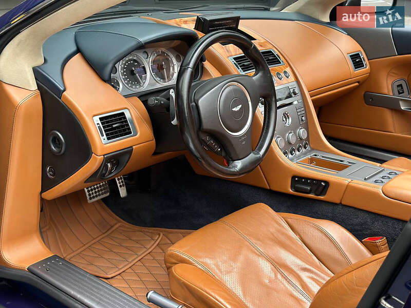 Кабриолет Aston Martin DB9 2007 в Киеве